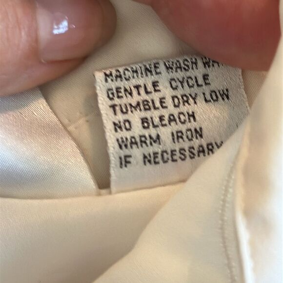 Vintage 80s Yves St. Clair Cream Pleat Front Embroidered Long Sleeve Blouse - Picture 10 of 10